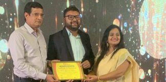 Surat’s paparazzi Alnawaz Abjani was honoured by One Step Charitable Trust as “Real Heroes of Surat” Surat's paparazzi Alnawaz Abjani was honoured by One Step Charitable Trust as “Real Heroes of Surat”