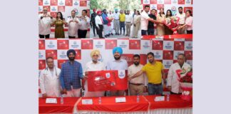 Healing Heart Card Launched by Deputy CM Sukhjinder Singh Randhawa at Healing Super Speciality Hospital Chandigarh on the occasion of World Heart Day Healing Heart Card Launched by Deputy CM Sukhjinder Singh Randhawa at Healing Super Speciality Hospital Chandigarh on the occasion of World Heart Day