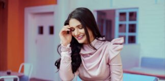 Meet Eesha Agarwal – a small-town girl from Maharashtra who turned into a successful Actress, model and social cause influence