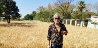 Sanjay Mishra and Karan Aanand turn allies for women with their comedy drama Jaaiye Aap Kahan Jaayenge