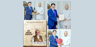 Sandeep Marwah Presented First Copy of Book- 8 Years of Modi Sarkar to Ram Nath Kovind