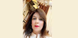 World Renowned Best Tarot Card reader Monica Divine Angels Healing Studio