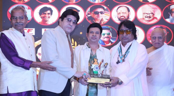 Bollywood Actor Shantanu Bhamare bagged ‘King Of Romance’ Award!