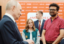 Indian Youth Leader Proposed Russian Culture Centre in Gujarat During Meeting with President Putin